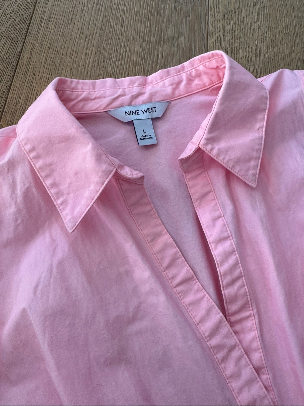 Nine West Front Tie Pink Button Up Sleeveless Blouse Size Large - Picture 3 of 7